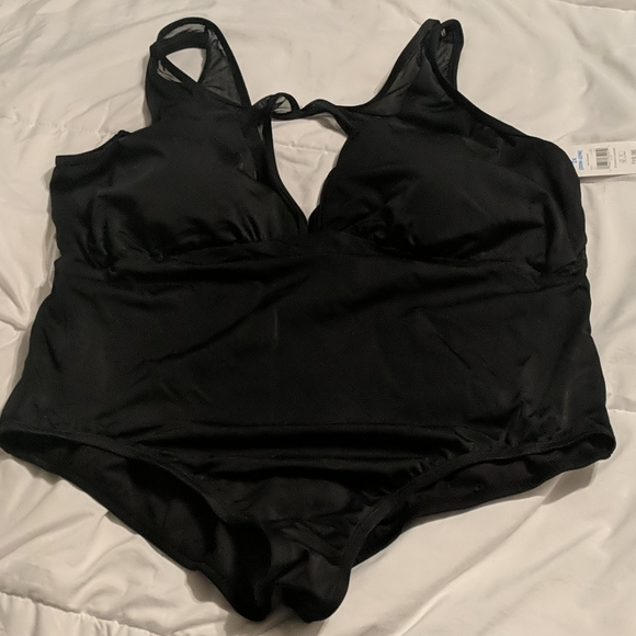 Swimsuit - Picture 1 of 3